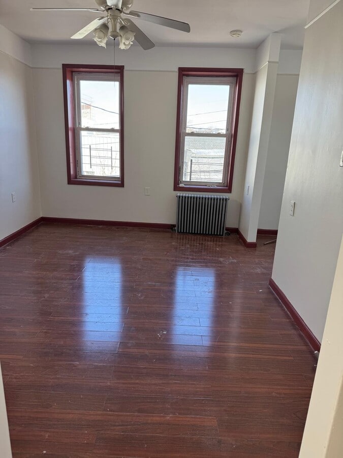 Photo - 6168 Menahan St