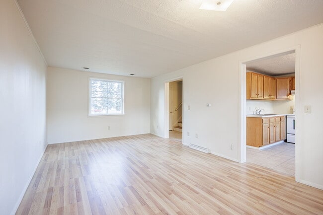 Photo - 168 Sackett Rd