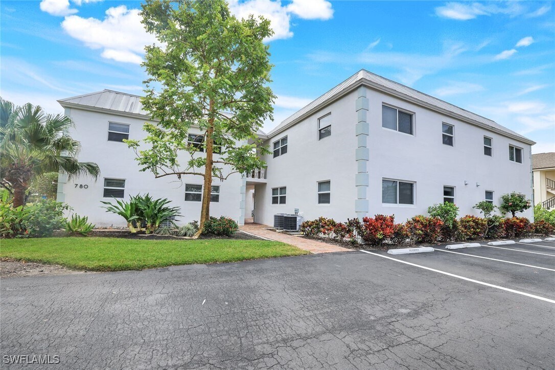 Photo - 780 10th Ave S Unit 22