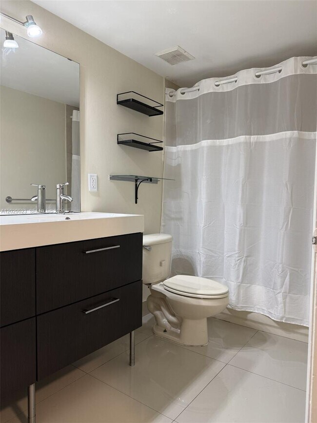 Photo - 8225 Lake Dr Unit 107
