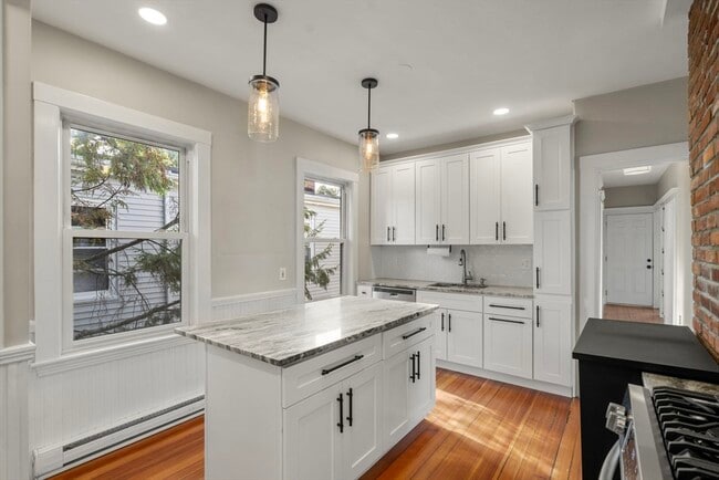 Photo - 67 Cleverly Ct Unit 3