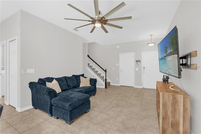 Photo - 2480 Seven Oaks Dr