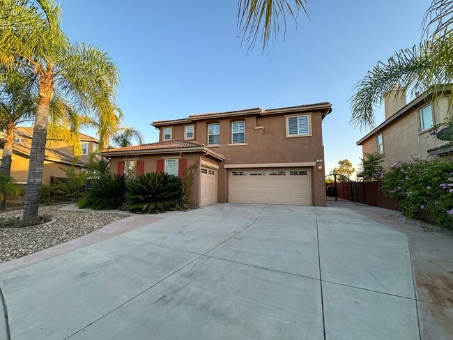 Fully Furnished 4 bedroom Murrieta Home si... - Fully Furnished 4 bedroom Murrieta Home si...