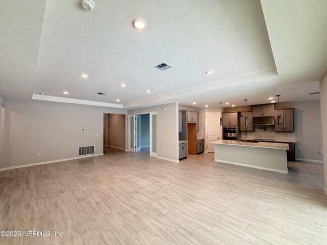 Photo - 1352 Arklow Cir