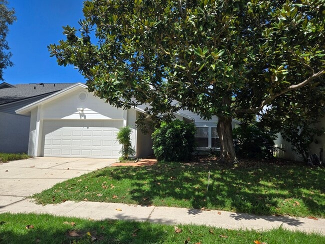 Building Photo - Charming 3-Bedroom, 2-Bath Home in the Hea...