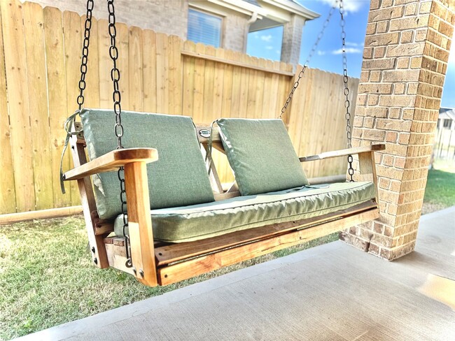 Photo - 29618 Mahogany View Ln