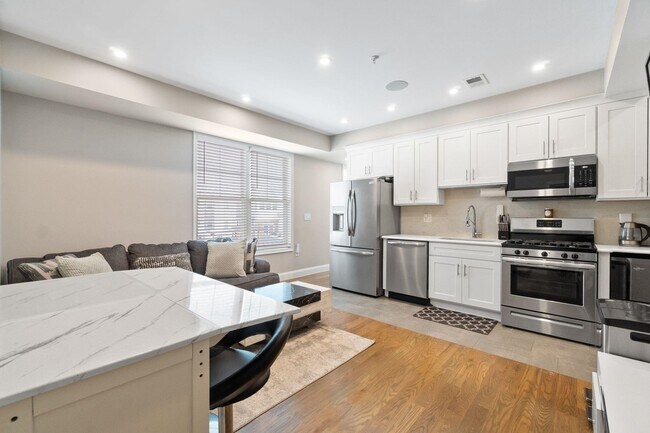 Photo - 16 Troy St Unit 201