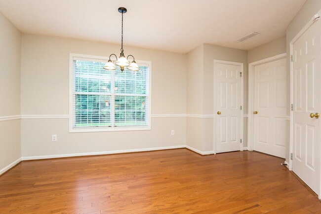 Photo - 4061 Edenbrooke Cir SW