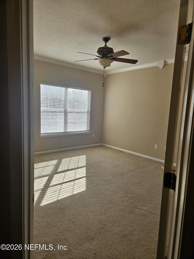 Photo - 3888 Summer Grove Way N