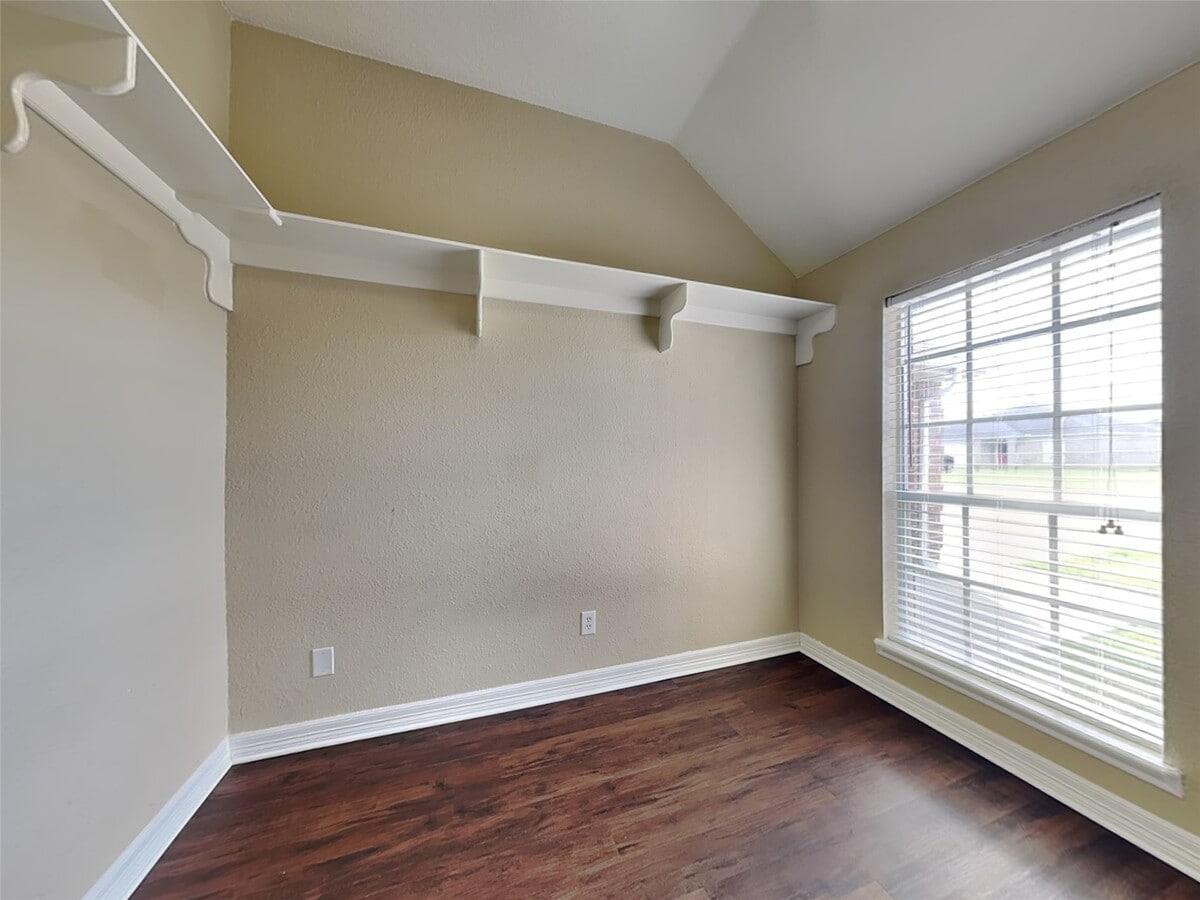 Photo - 2922 31st Ave N