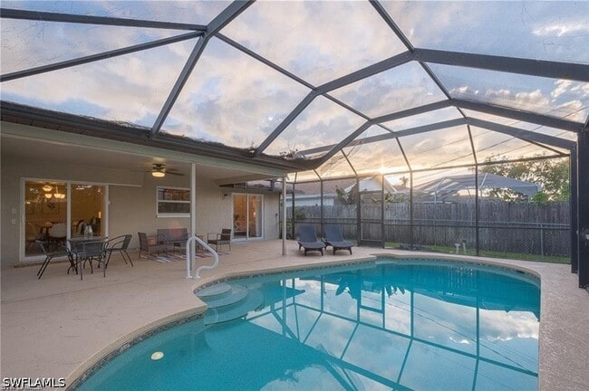 Building Photo - 731 104th Ave N