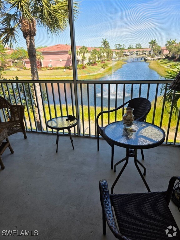 Building Photo - 20221 Estero Gardens Cir Unit 205 Rental