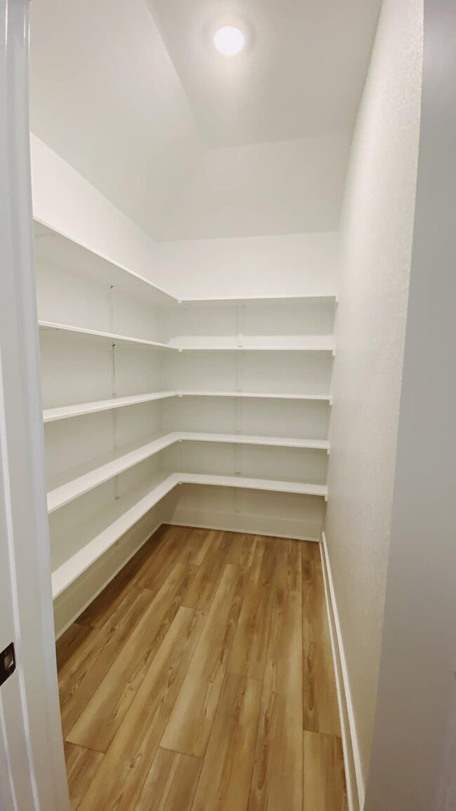 Walk In Pantry - 8004 Corrigan Pass