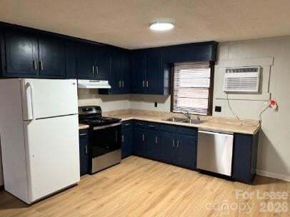 Photo - 1568 Barringer St