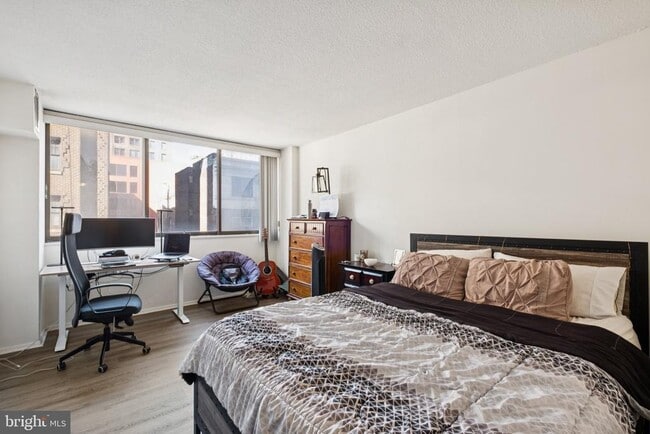 Photo - 1326 Spruce St Unit 703