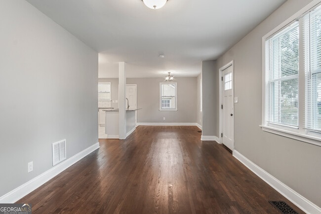 Photo - 1891 Stanton St