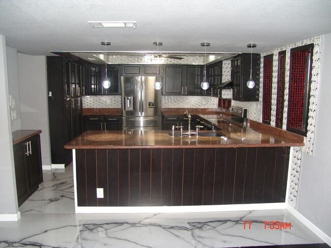 Photo - 931 E Morningstar Ln