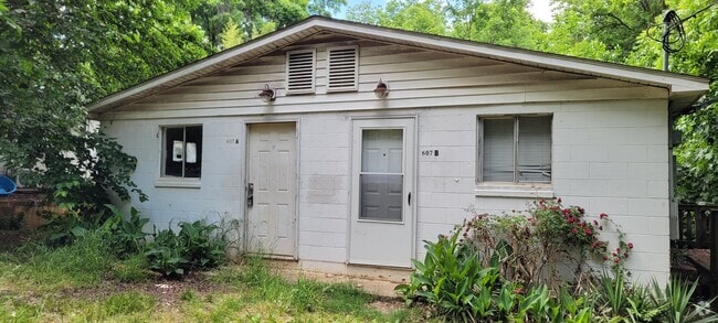 Building Photo - 607 Blair Ave Unit A Rental