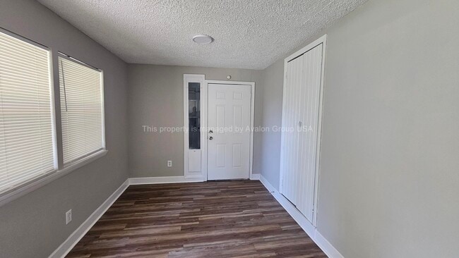 Photo - 5474 N River Rd