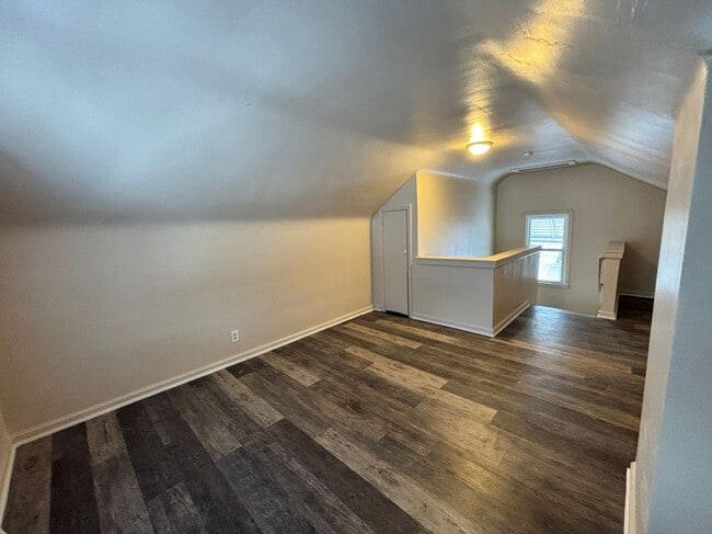 Photo - 20059 Bloom St