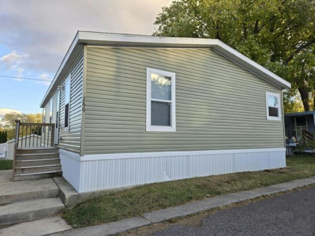 Photo - 266 Mallard Ln