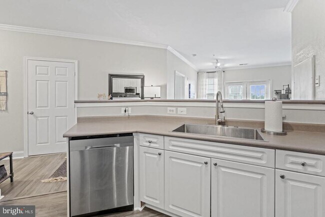3009 Nicosh Cir Unit 4301