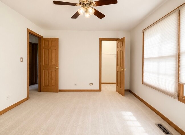 Photo - 935 Brower Dr