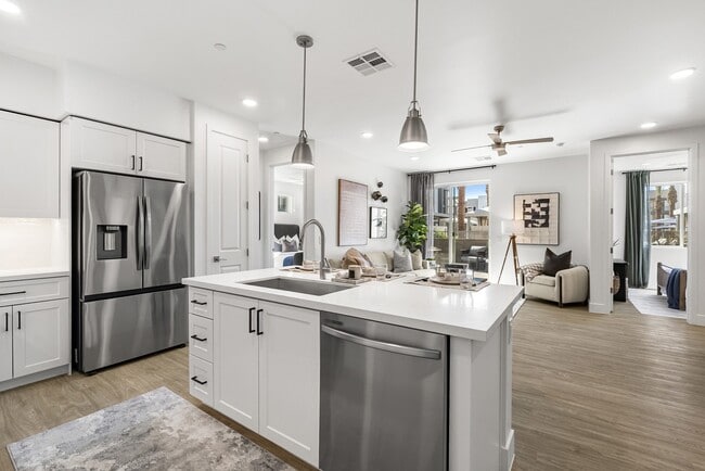 Photo - The Stately Avondale