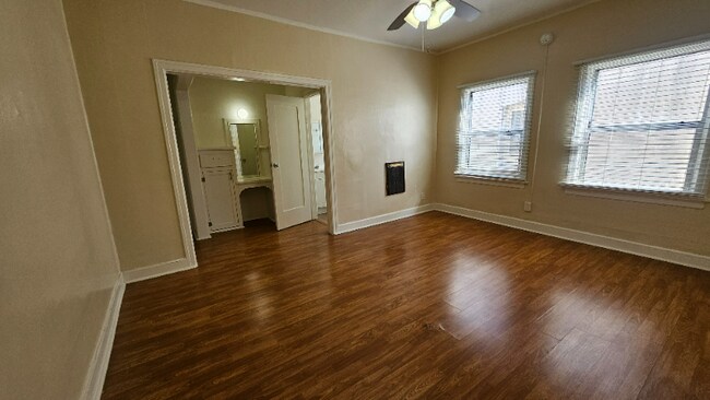 Photo - 727 S Coronado St Unidad 303