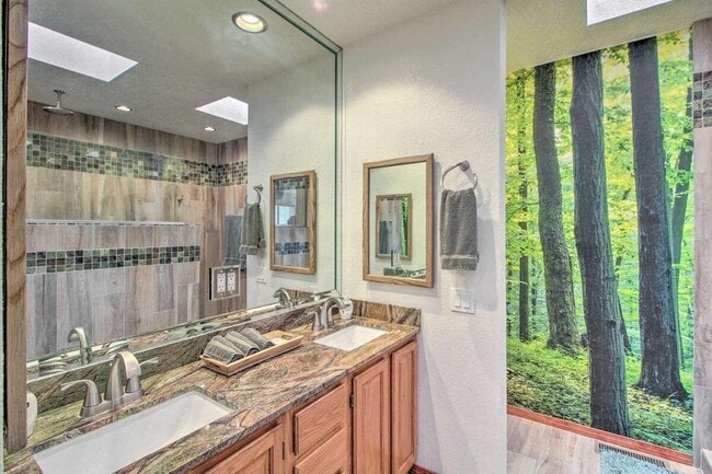 Photo - 11125 Malaguena Ln NE