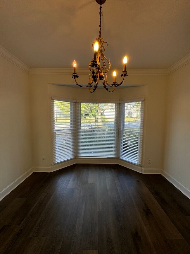 Photo - Updated House in Hampton Park!