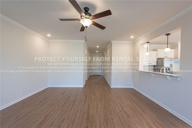 Photo - 411 Coconut Ln