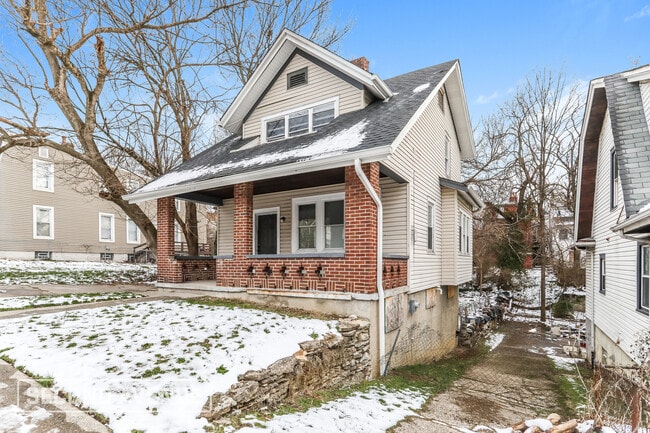 Photo - 922 Wells St