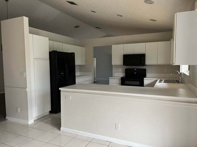 Photo - 9775 Sun Pointe Dr