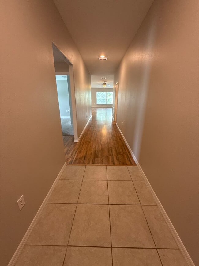 Photo - SW location 4/2/2 **WON'T LAST**