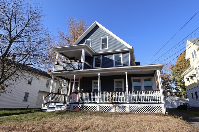 Building Photo - 101 Stearns St