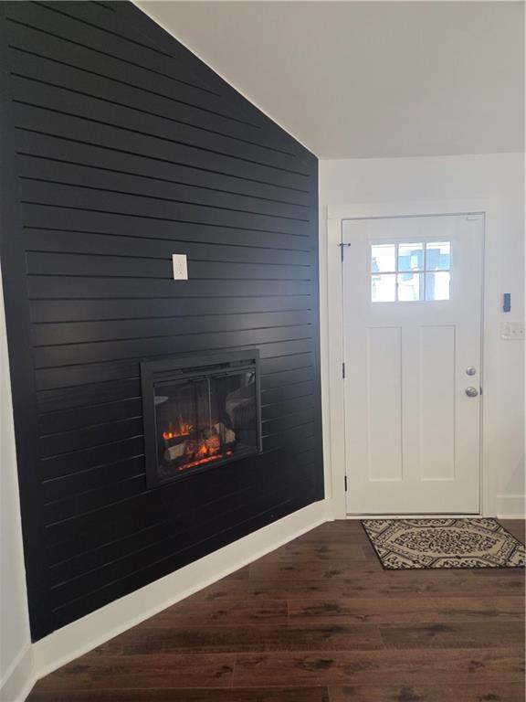 Photo - 755 Bonnie Brae Ave SW