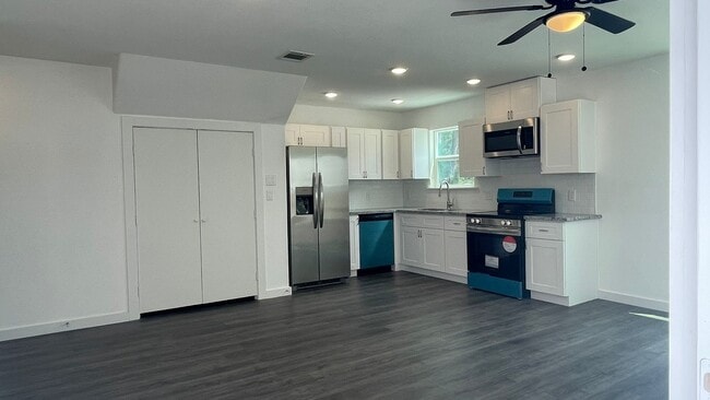 Photo - 9531 Everglade Dr