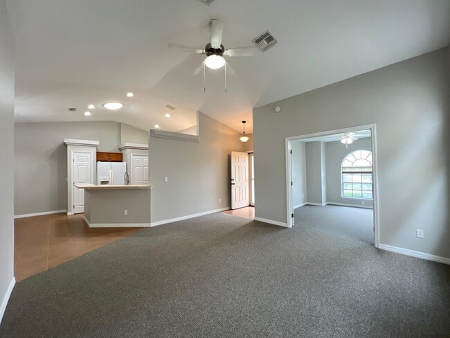 Photo - **MOVE-IN SPECIAL 2 WEEKS FREE IN SEPTEMBE...