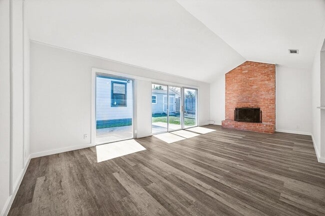 Photo - 1411 Fairfield Dr