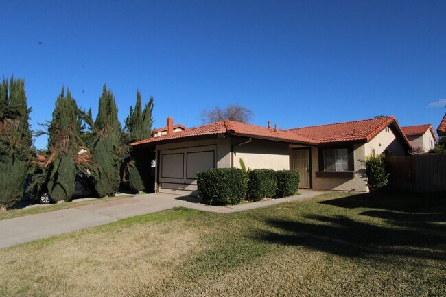 Single-Story 2-Bedroom House in Colton! - Single-Story 2-Bedroom House in Colton!