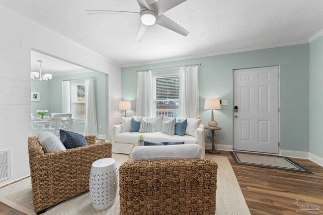 Building Photo - 204 Brown Rd