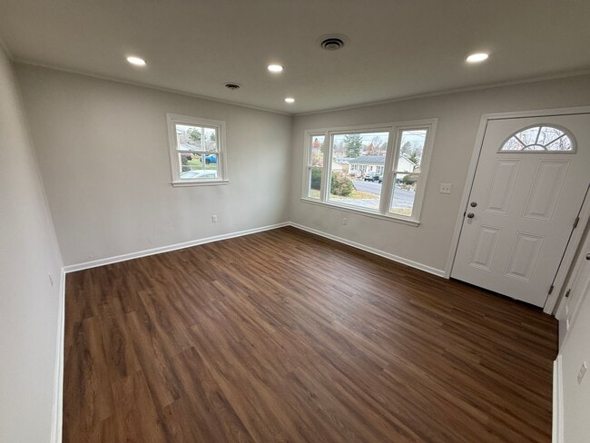 Photo - Dublin Brick home Three Bedroom, One Bathr...