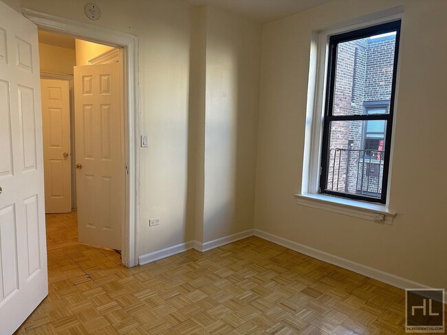 Photo - WEST 187 STREET Unit 6A