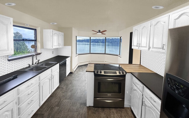 Photo - 3938 NE 157th Pl