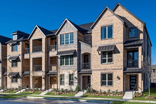 Building Photo - 4253 Willow Pond Dr