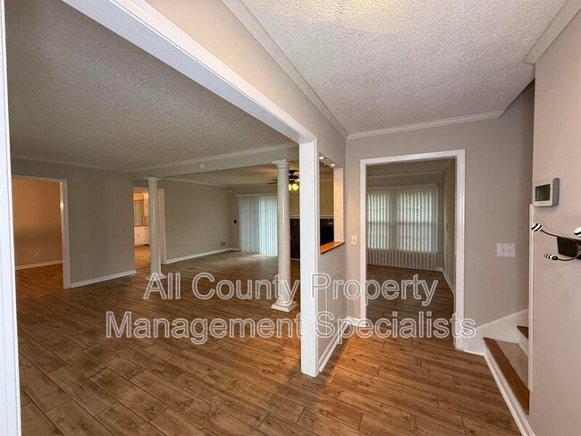 Photo - 2932 Bagpipe Rd