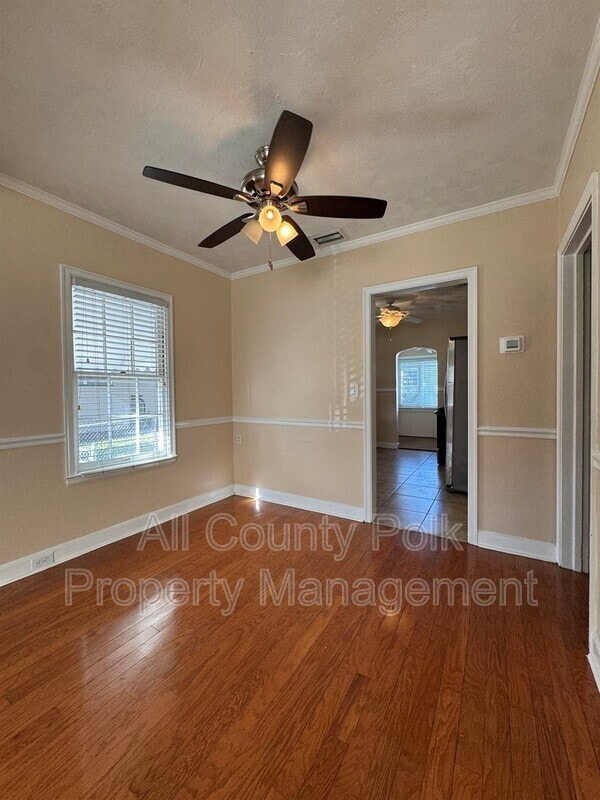 Photo - 422 E Belmar St