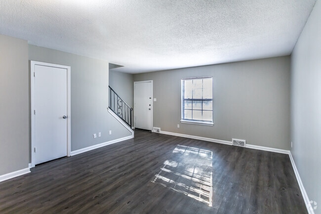 2 BR, 1.5 BA - 1194SF