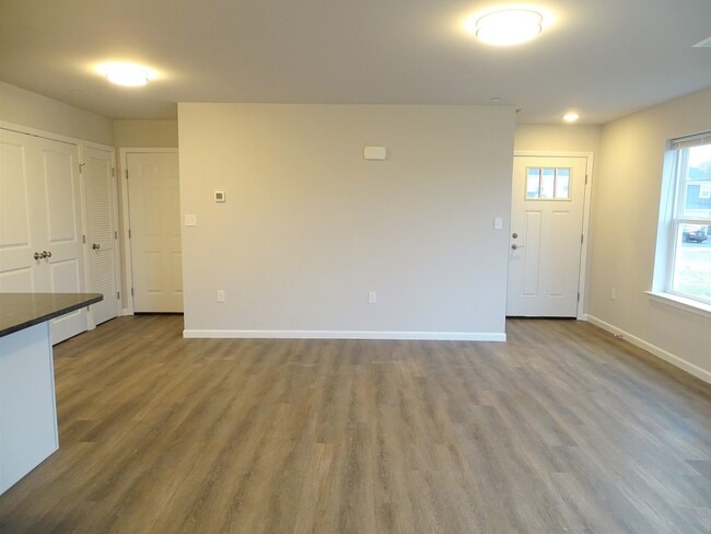 Photo - 14 Cobblestone Ct